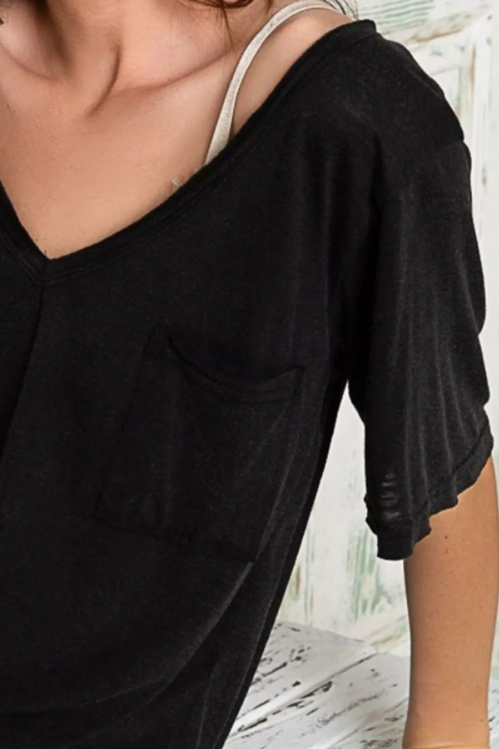 POL Black V-Neck Short Sleeve Slub Knit T-Shirt